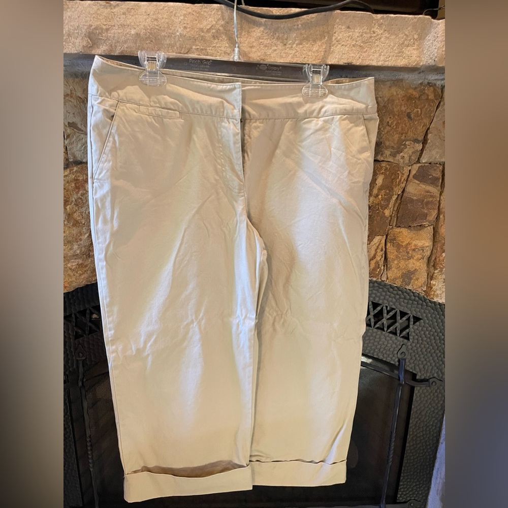 Caslon Women's Size 14 Beige Khaki Cropped Chino Pants Stretch Cuffed Hem